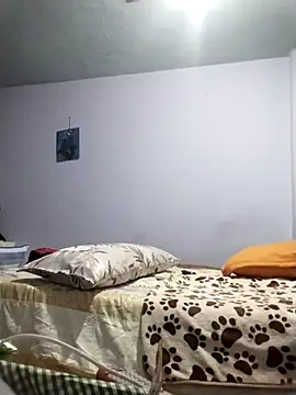 Snapshot of OliviaMorris1 chatting on 02-06-26, 06:37 OliviaMorris1 online show from 02-06-26, 06:37