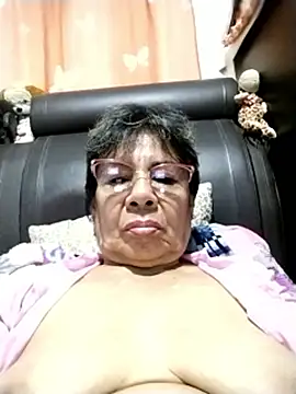 OliviaMorris1 online show from 10-06-25, 10:21