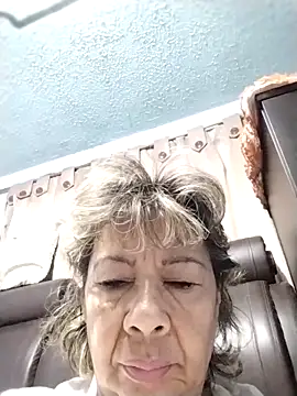 OliviaMorris1 online show from 05-12-26, 11:05