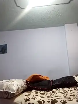 Snapshot of OliviaMorris1 chatting on 02-08-26, 04:26 OliviaMorris1 online show from 02-08-26, 04:26