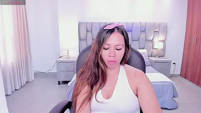 Brandy priscot online show from 10-22-25, 07:02