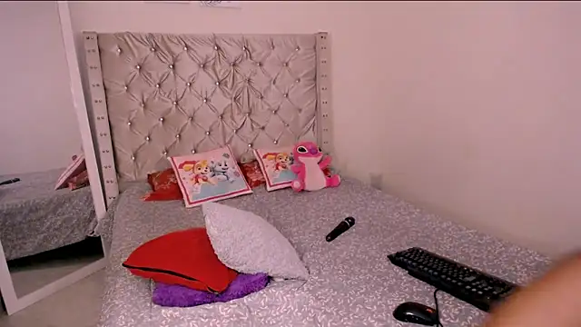 bonniebakerz1 online show from 11-15-25, 11:53