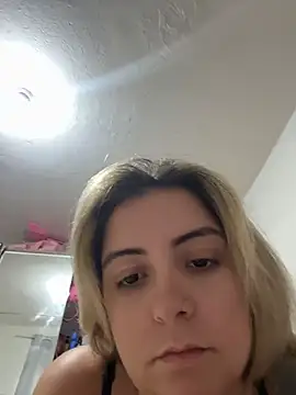 Snapshot of sophiemonroevip chatting on 05-22-26, 12:14 sophiemonroevip online show from 05-22-26, 12:14
