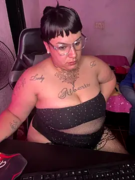 valen1891 online show from 12-16-25, 03:33