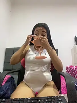 Rosa 25x online show from 03-20-26, 12:50