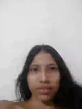 Snapshot of Auroragravidinha chatting on 12-20-25, 06:05 Auroragravidinha online show from 12-20-25, 06:05