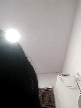 Snapshot of Auroragravidinha chatting on 12-23-25, 06:56 Auroragravidinha online show from 12-23-25, 06:56