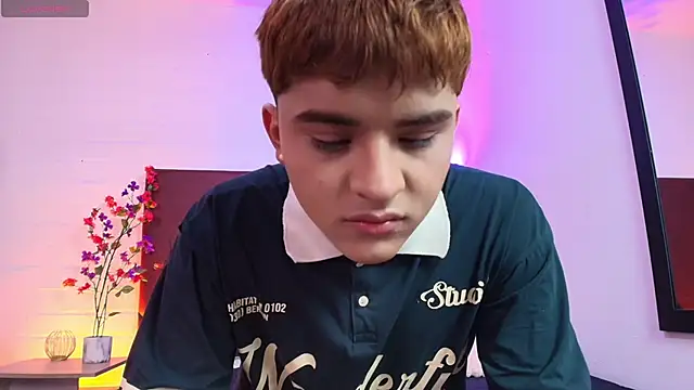 Lucass love online show from 04-10-26, 01:29