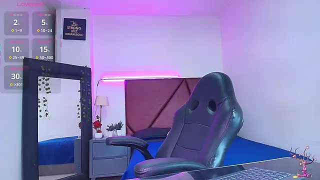 Lucass love online show from 10-25-25, 04:40