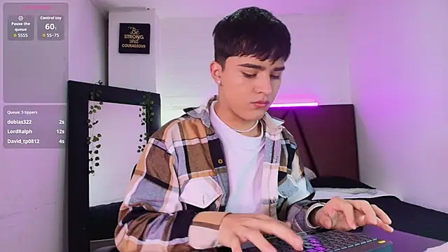 Lucass love online show from 09-14-25, 01:44