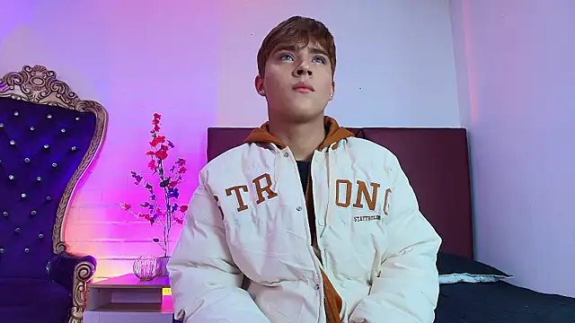 Lucass love online show from 03-28-26, 01:12