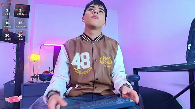 Lucass love online show from 11-29-25, 04:51