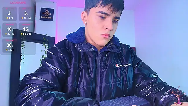 Lucass love online show from 10-16-25, 01:19