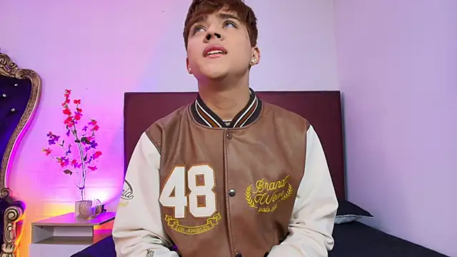 Lucass love online show from 03-19-26, 01:22