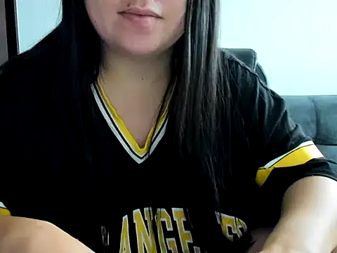 milla moon 24 online show from 11-17-25, 12:47