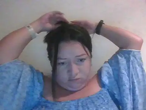 milla moon 24 online show from 12-22-25, 10:54