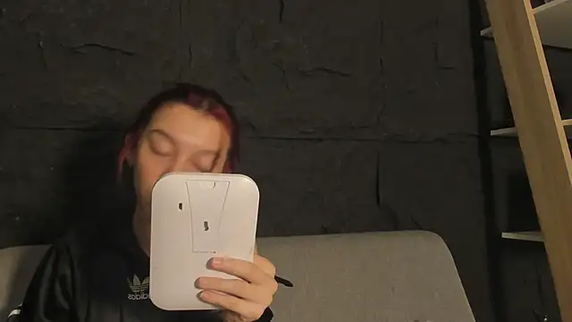 CleoWhite online show from 11-21-25, 10:53