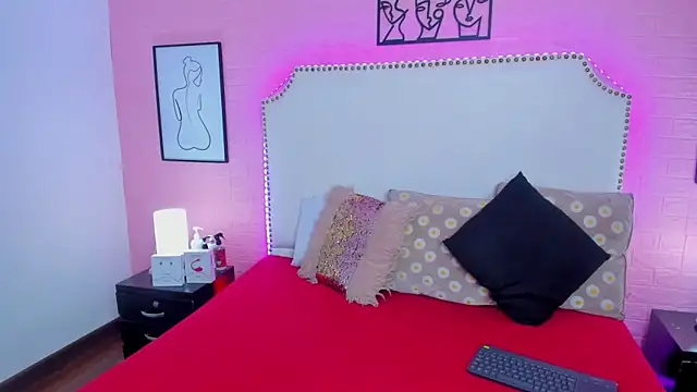 Meloddy Parkerr  online show from 11-04-25, 03:54