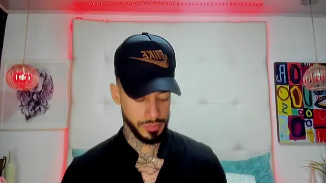 VinzenzRizzo online show from 07-09-26, 04:02
