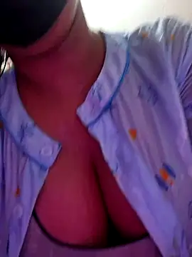 Bristy- online show from 04-28-26, 03:38