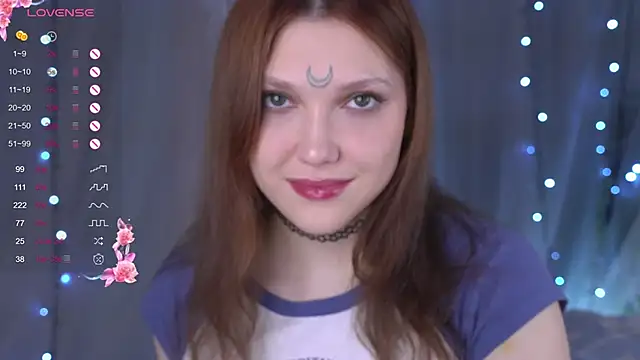 Snapshot of Lunabate chatting on 02-01-26, 05:17 Lunabate online show from 02-01-26, 05:17