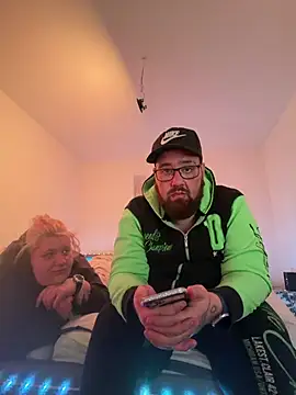 mrandmrsdarkside online show from 03-05-26, 06:04