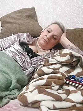 StarNicole online show from 12-15-25, 05:08