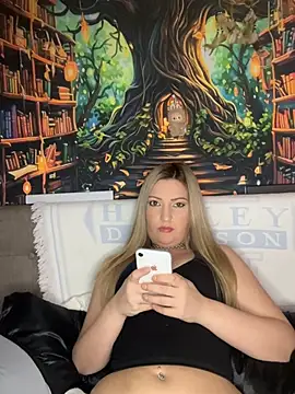 Snapshot of TheSexualIntellectual chatting on 02-05-26, 06:09 TheSexualIntellectual online show from 02-05-26, 06:09