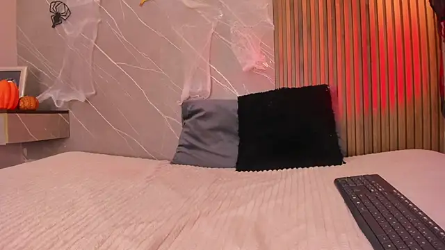 dulce fiore07 online show from 10-30-25, 12:47