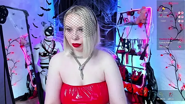 Anna Maxwell online show from 10-27-25, 01:39