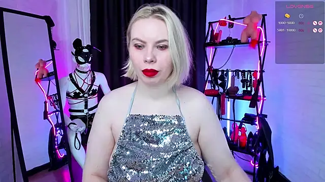 Snapshot of Anna_Maxwell chatting on 09-26-25, 01:45 Anna Maxwell online show from 09-26-25, 01:45