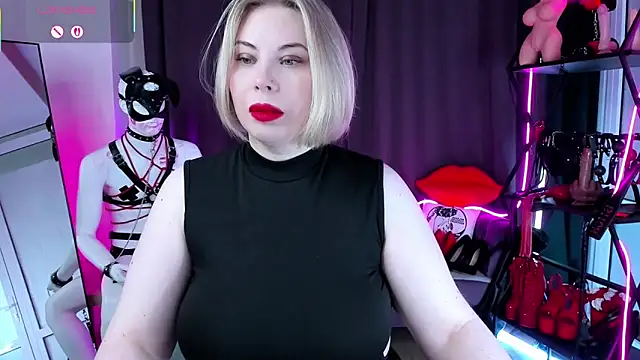 Anna Maxwell online show from 06-07-26, 01:55