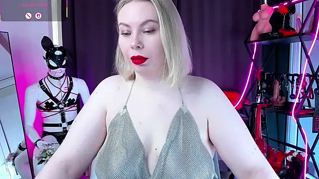 Anna Maxwell online show from 04-25-26, 02:03