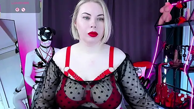 Anna Maxwell online show from 05-18-26, 02:01