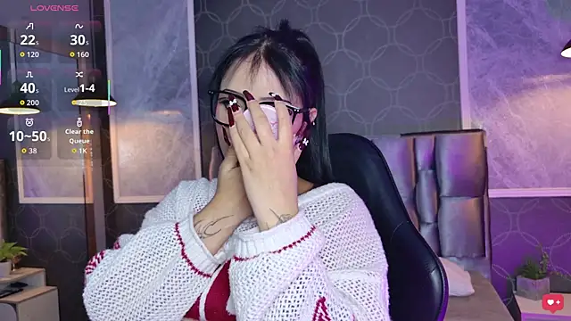 janetteJones  online show from 12-19-25, 03:54