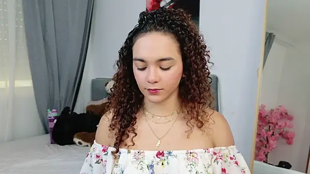 Taylor Tina online show from 10-19-25, 12:19