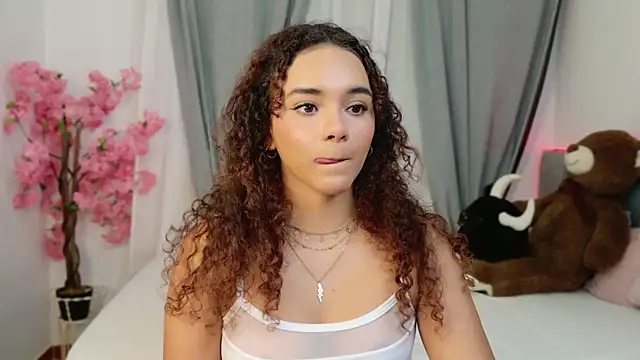 Taylor Tina online show from 09-30-25, 06:47