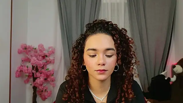 Taylor Tina online show from 10-09-25, 09:54