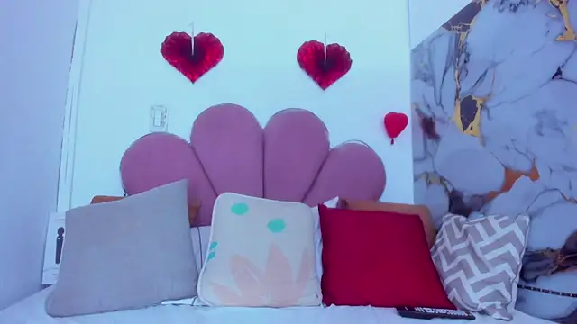 minnari online show from 02-26-26, 08:09