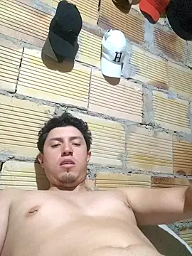 Snapshot of douglaszaens chatting on 11-06-25, 02:10 douglaszaens online show from 11-06-25, 02:10