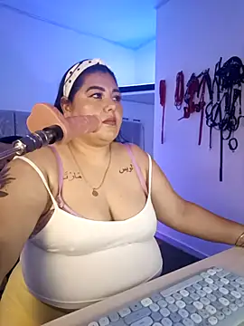 AndreaKinky online show from 11-15-25, 08:18