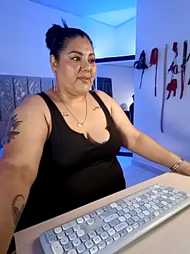 AndreaKinky online show from 10-10-25, 08:15