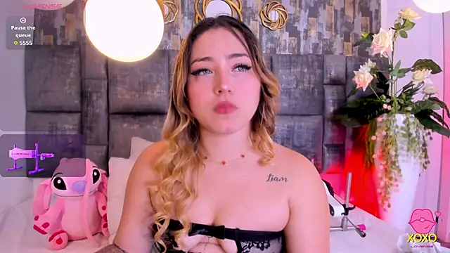 PatyLawrence online show from 11-09-25, 04:27