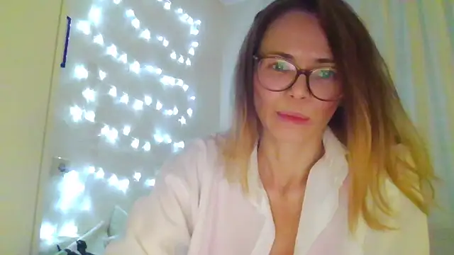 SEA Dream online show from 12-05-25, 04:44