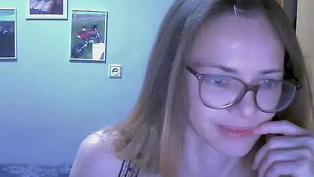 SEA Dream online show from 10-27-25, 02:56