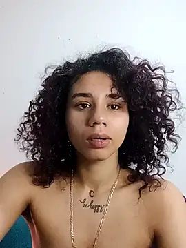 Snapshot of Nocturnawitch chatting on 10-02-25, 04:16 Nocturnawitch online show from 10-02-25, 04:16