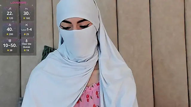  Zahiira  online show from 01-09-26, 12:12