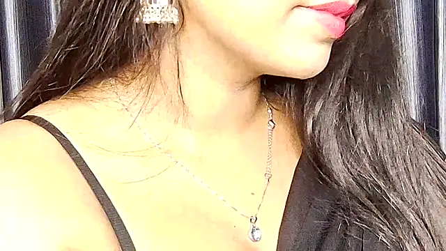 Webrowncouple online show from 11-30-25, 08:20