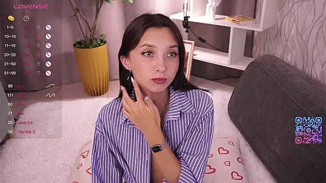 DaisyBlaze online show from 09-14-25, 04:51