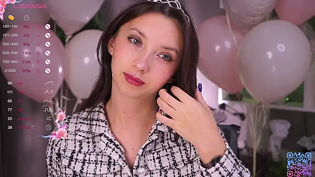 DaisyBlaze online show from 11-07-25, 04:44